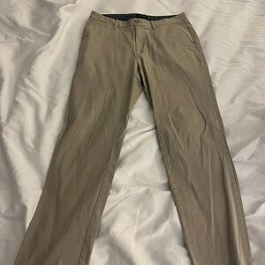 Nautica Khaki “The Deck Pant” Classic Fit 34L 34W